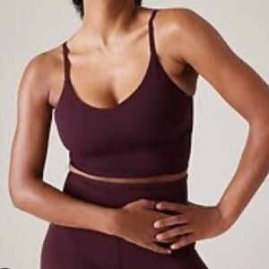 Elation V-Neck LonglineSports Bra D-DD